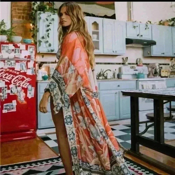 Restocking New Bohemian Floral Kimono Duster - Picture 1 of 12